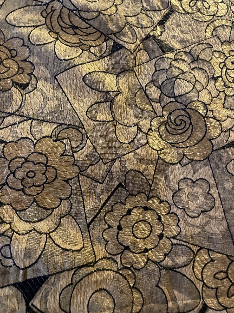 The Pair Of Large Art Deco Period Tapestries With A Gold Background -photo-6