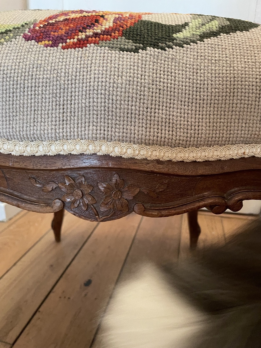 The Stool Covered In Tapestry Stitch-photo-3