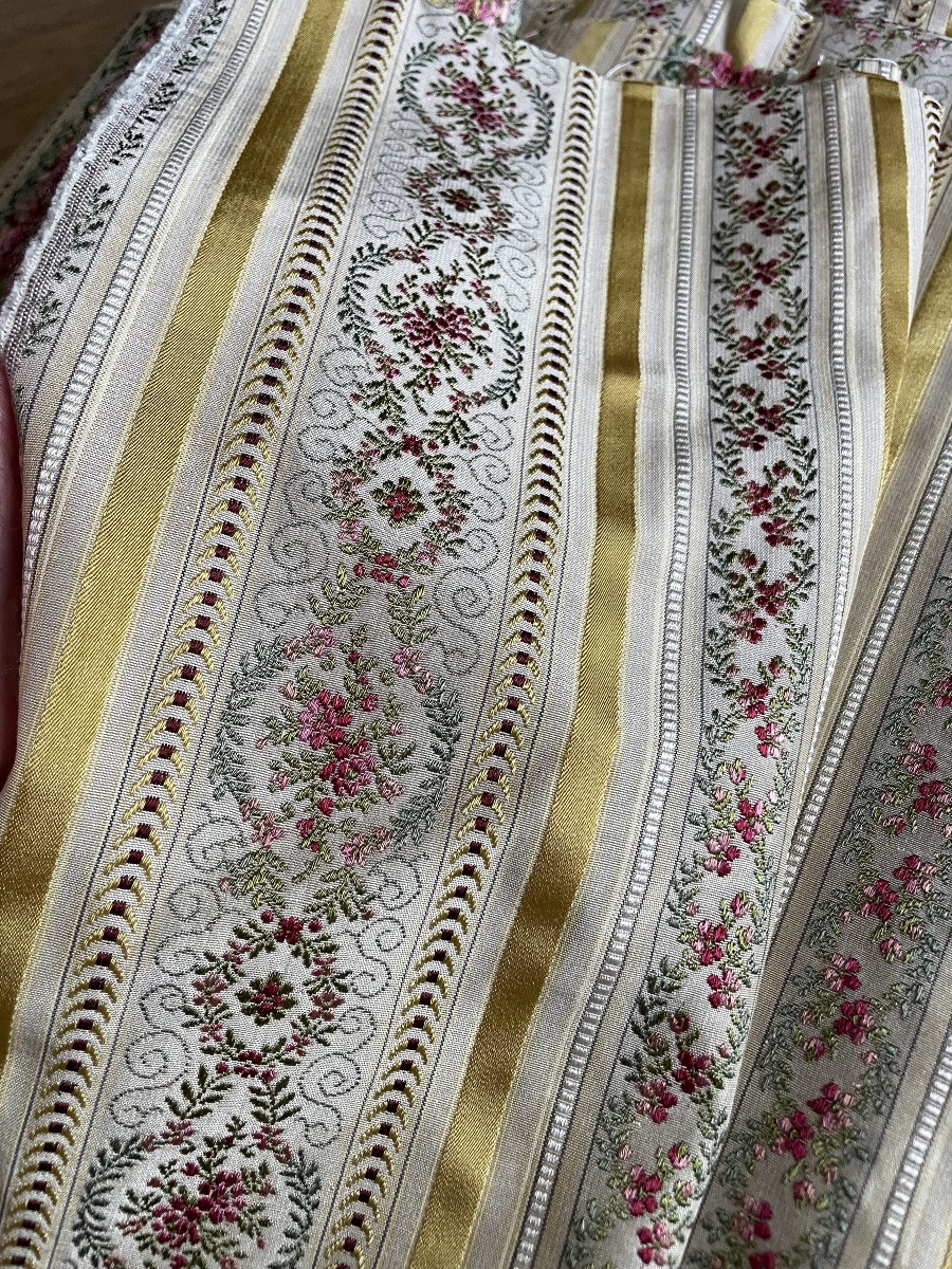 12 Meters Large Jacquard Fabric Style Louis XVI-photo-3
