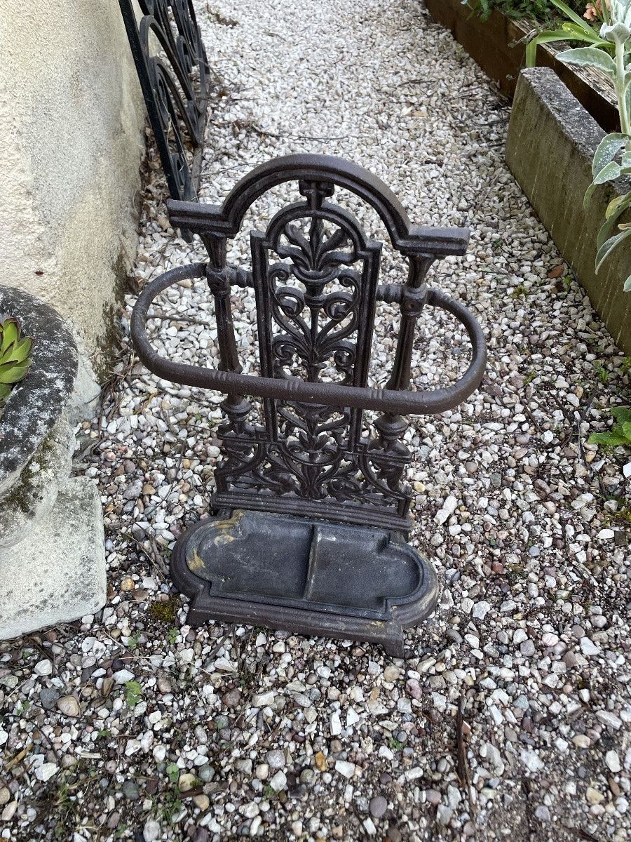 Small Cast-iron Umbrella Stand-photo-3