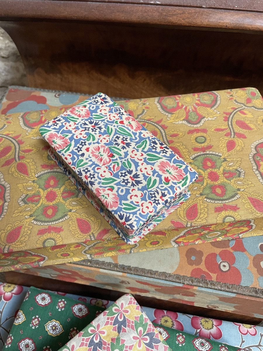 Set Of Antique Fabric Boxes-photo-2