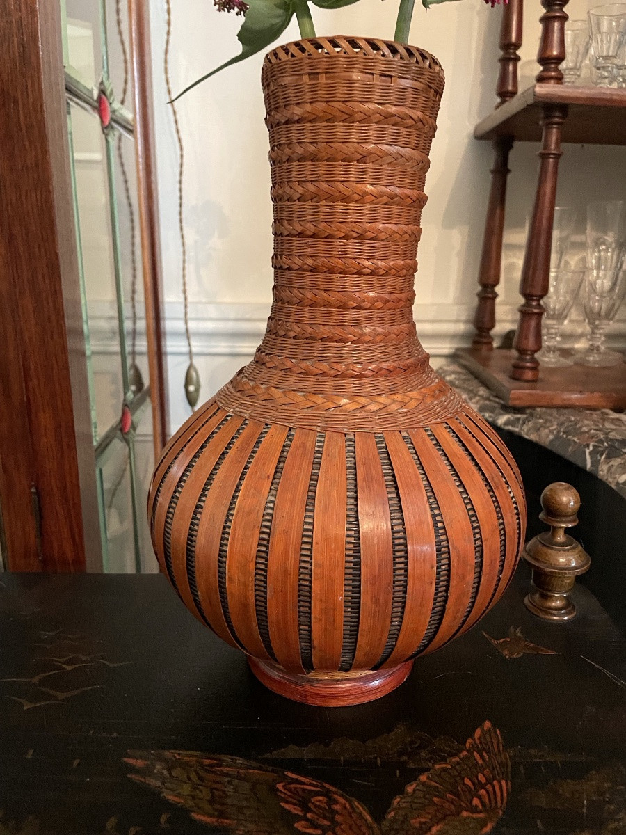 Vase à ikebana en bambou tressé -photo-2