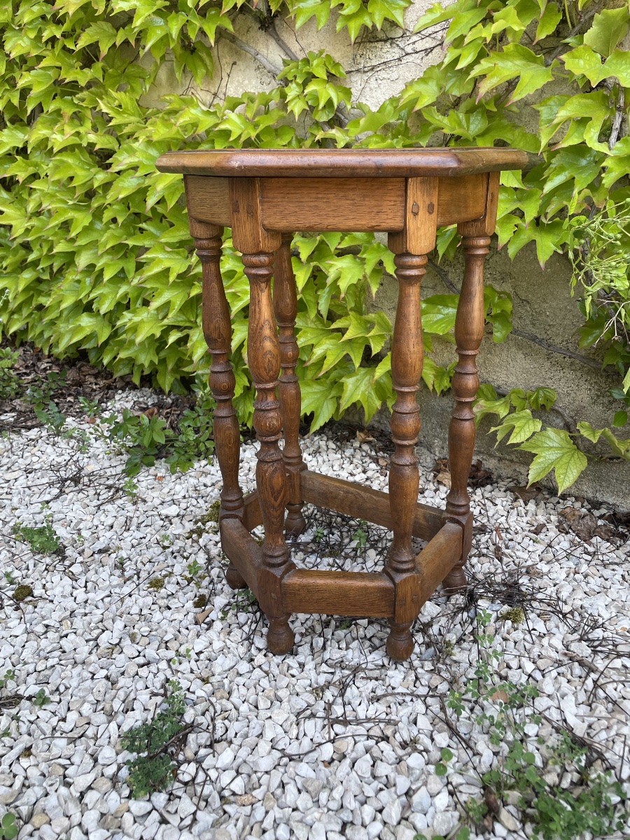 Cantor Stool With 5 Fluted Columns-photo-2