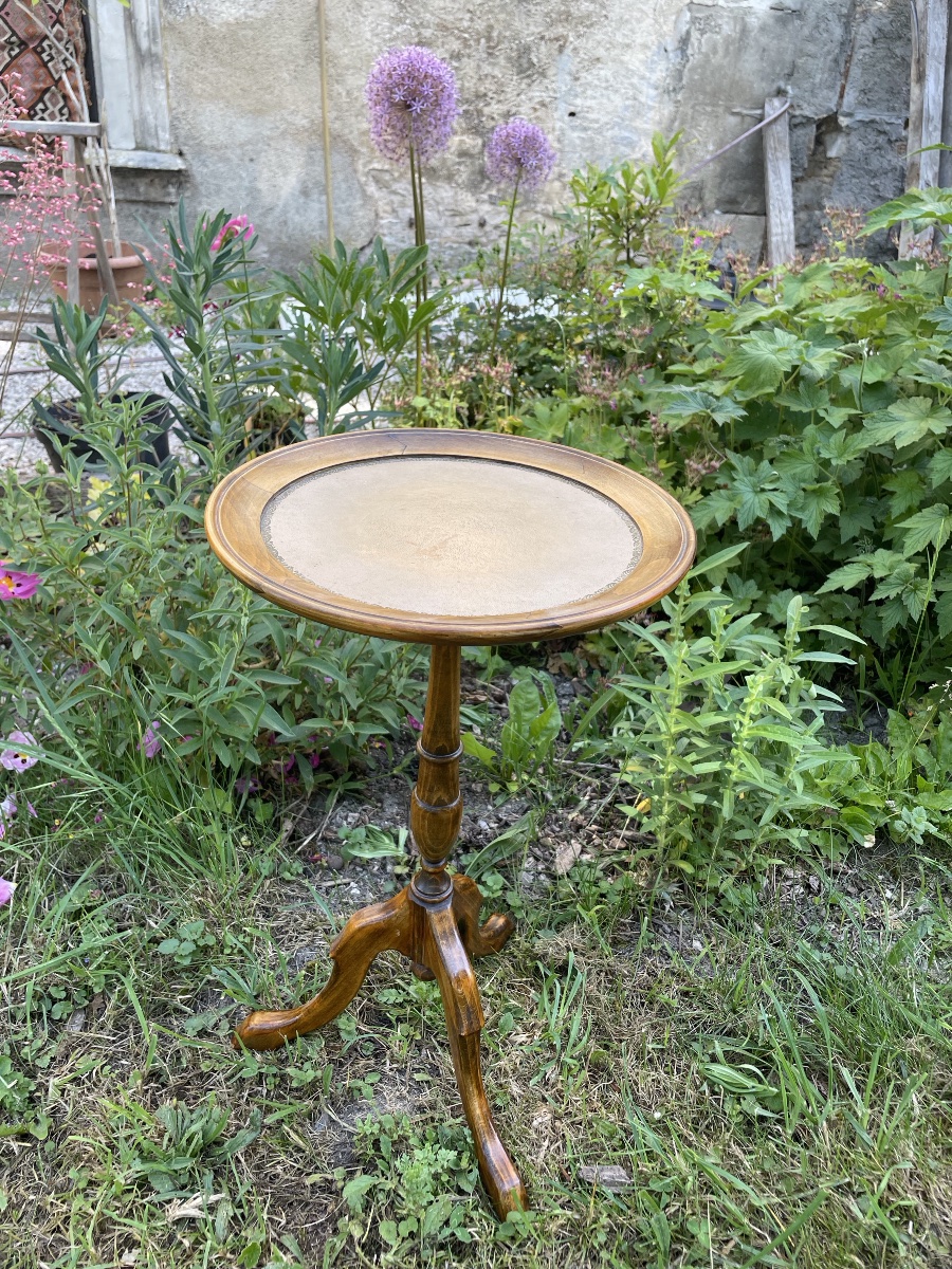 Small Pedestal Table, End Of Sofa, Coffee Table-photo-3
