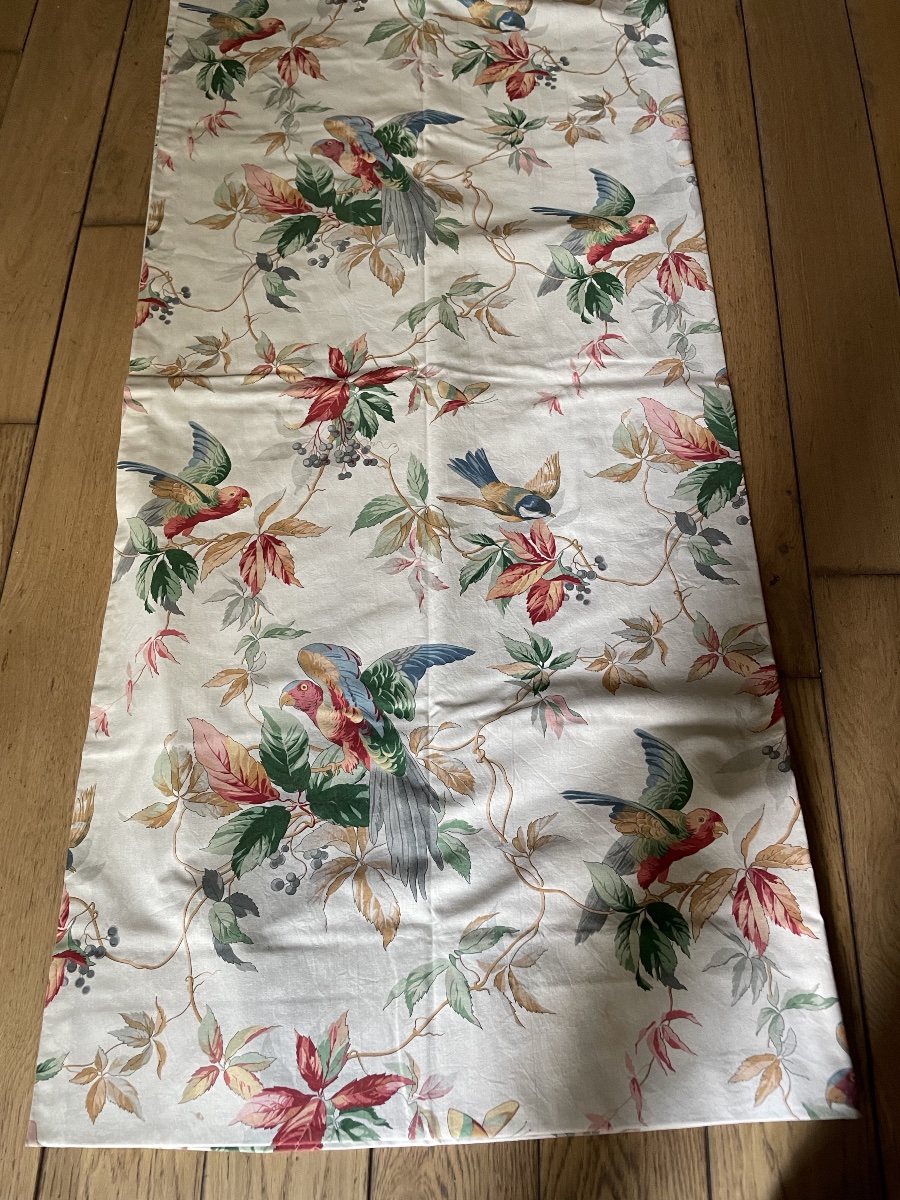The Pair Of Curtains With Parrots -photo-4