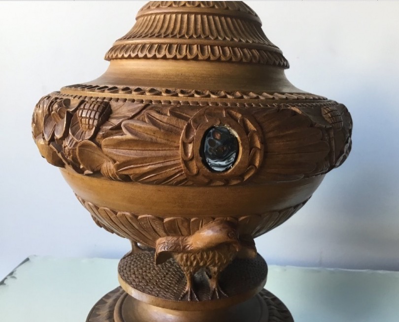 POT COUVERT EN BOIS SCULPTÉ ET SA CUILLÈRE-photo-4