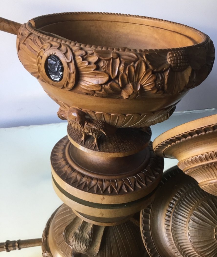 POT COUVERT EN BOIS SCULPTÉ ET SA CUILLÈRE-photo-5