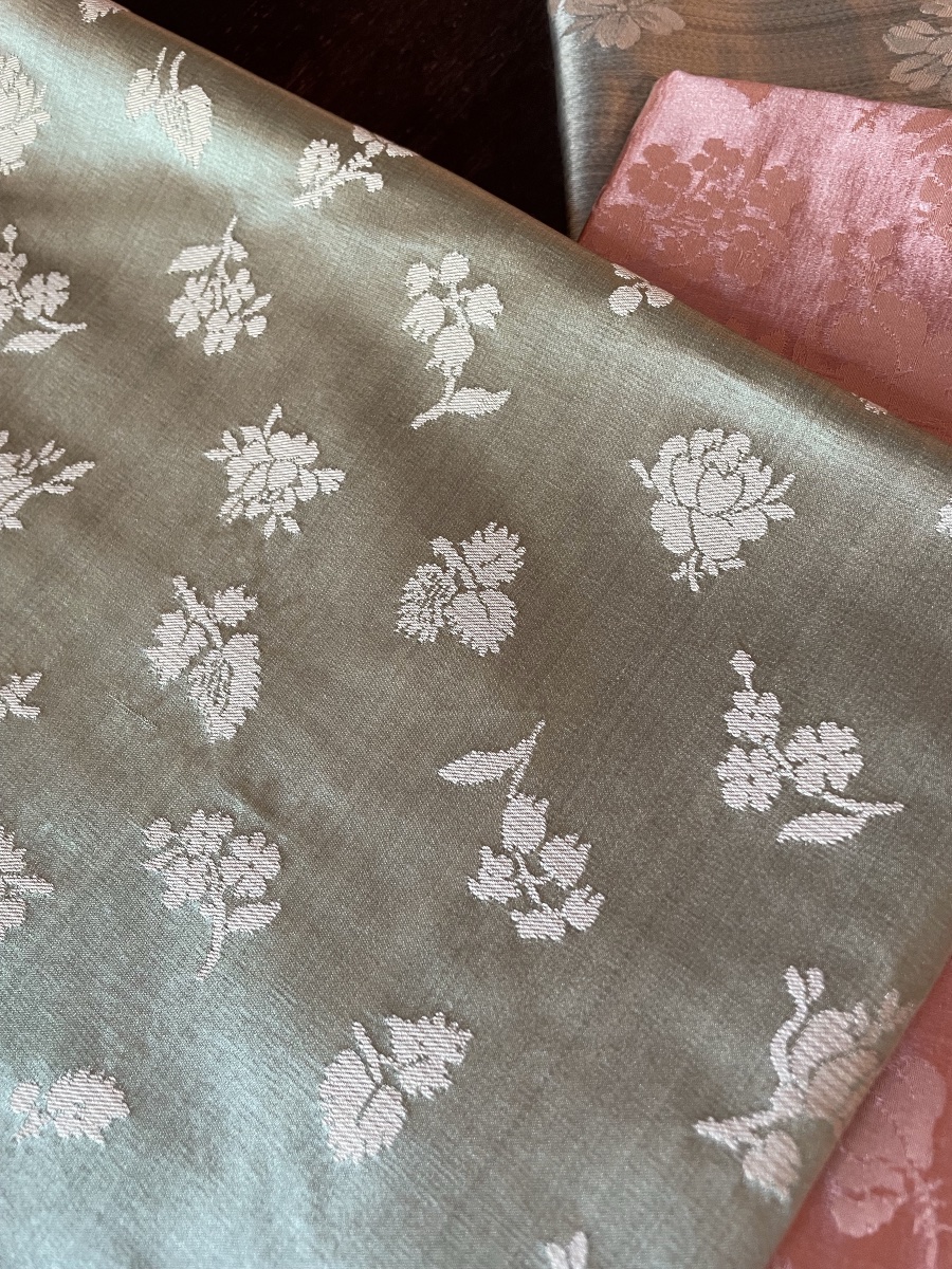 The 3 Squares Of Silk For Home Decor -photo-1