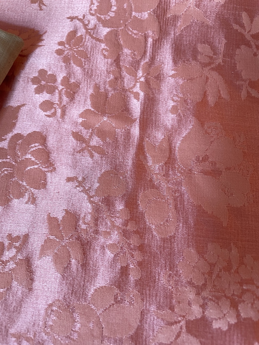 The 3 Squares Of Silk For Home Decor -photo-2