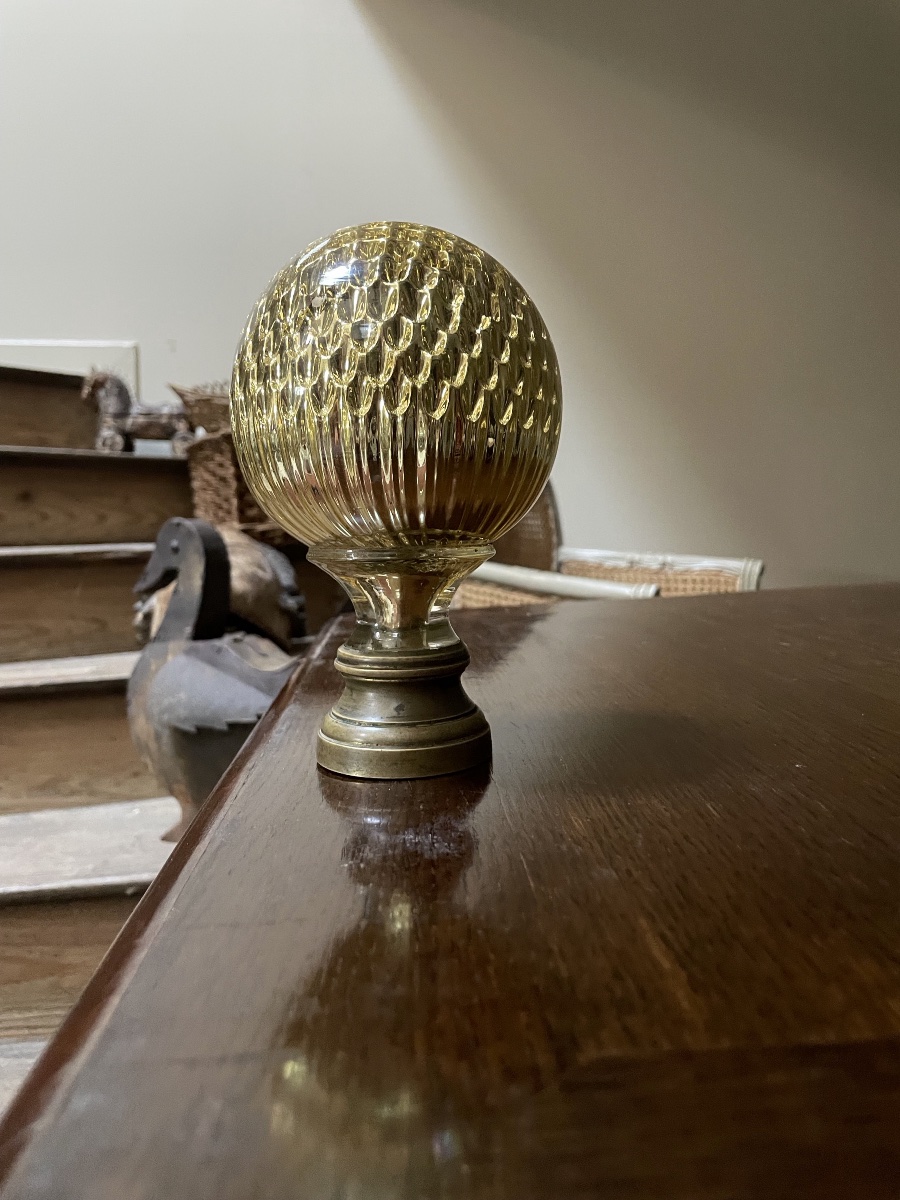 Baccarat – Boule De Rampe D’escalier En Cristal , XIXe Siècle, Nid D’abeille  Socle En Bronze-photo-1