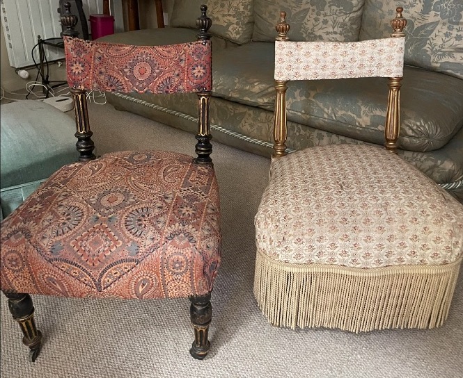 La paire de CHAISES ORIENTALISANTES D’ÉPOQUE NAPOLÉON III