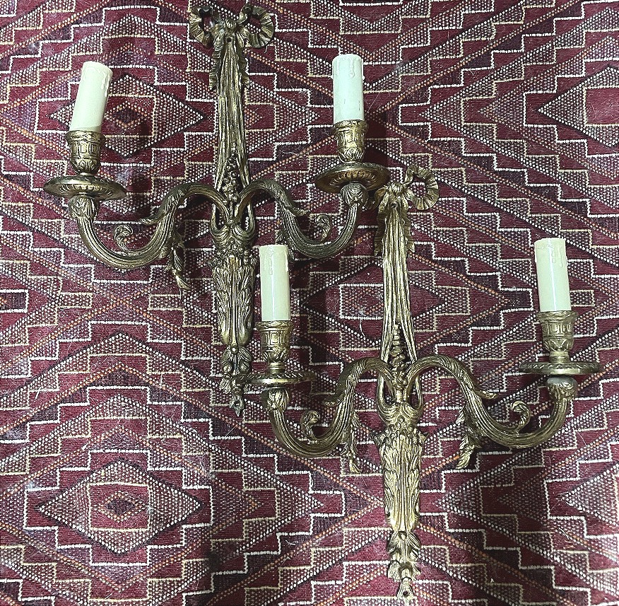 Pair Of Louis XVI-style Bronze Wall Sconces -photo-2