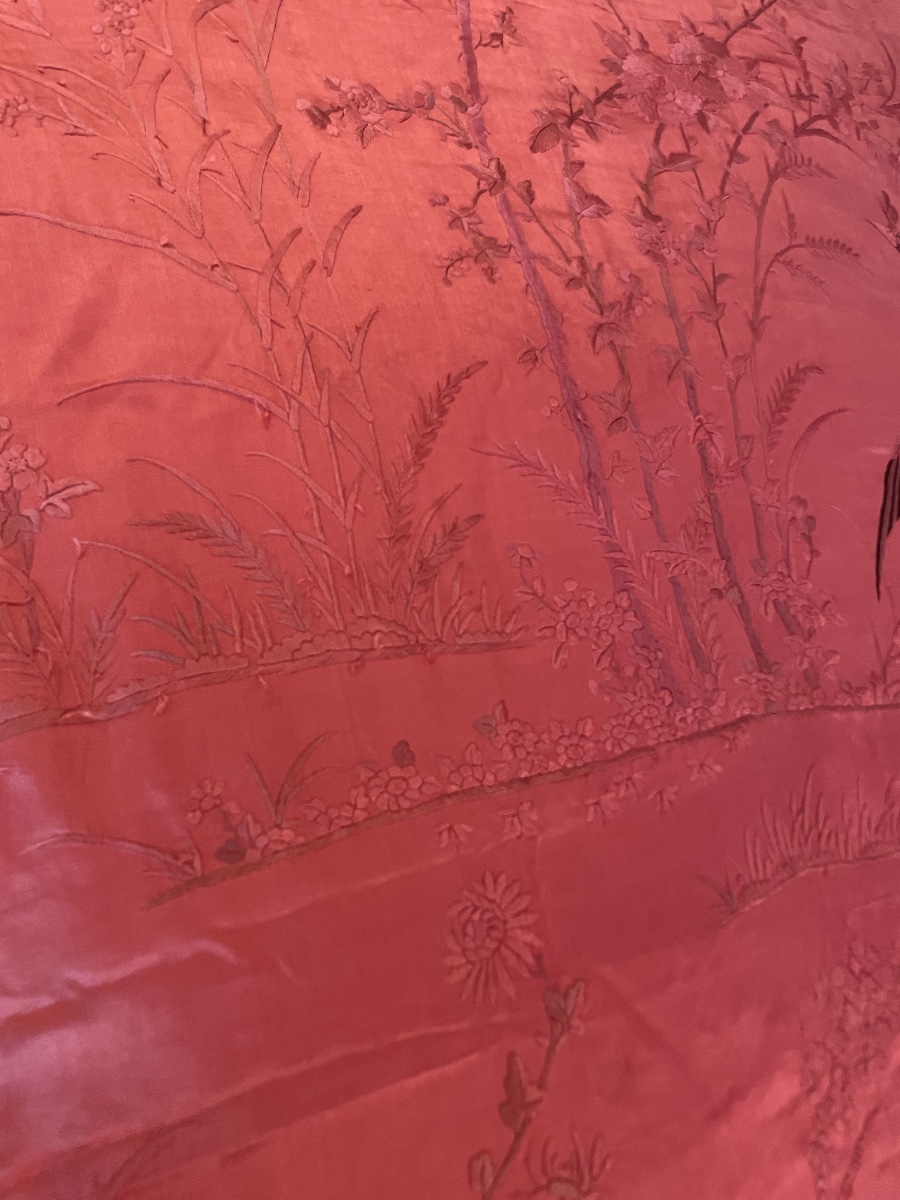 Silk Bedspread Embroidered With Raspberry-colored Birds, 140 Size, China, Late 19th Century-photo-2