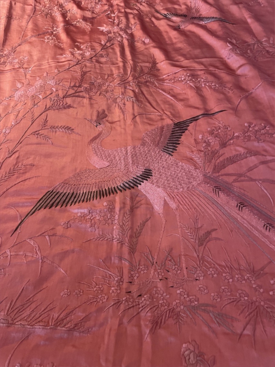 Silk Bedspread Embroidered With Raspberry-colored Birds, 140 Size, China, Late 19th Century-photo-8