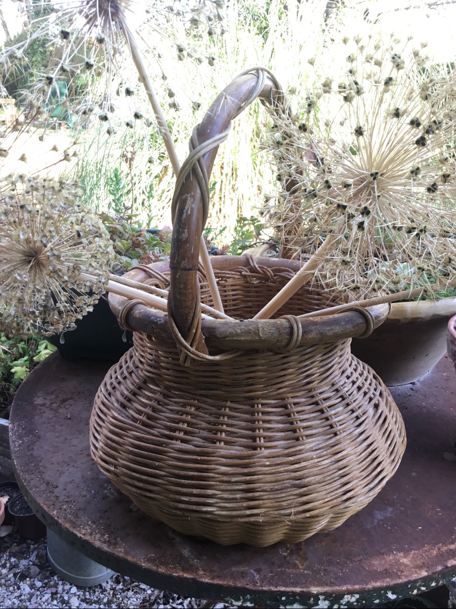 Woven Ikebana Basket -photo-3