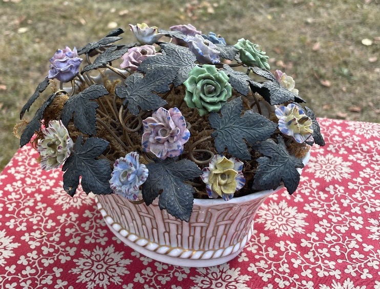 Porcelain Flower Basket Centerpiece -photo-8