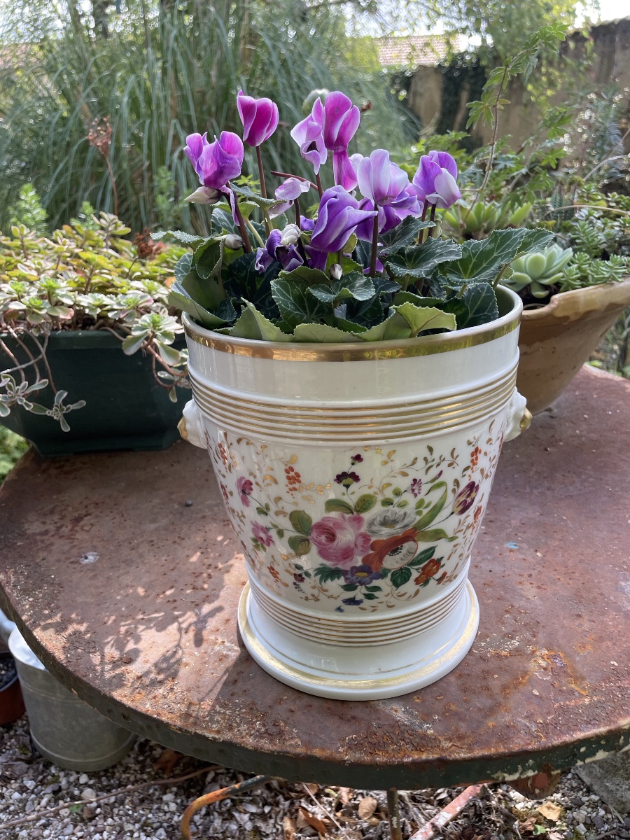 Paris Porcelain Planter And Saucer, A Nice Size -photo-3