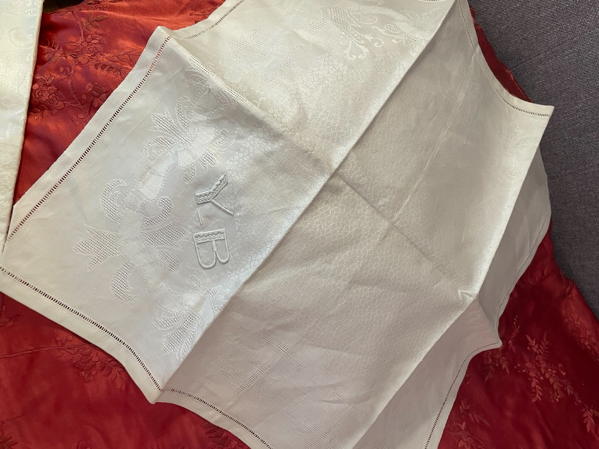 NAPPE ET SES 12 SERVIETTES EN LIN DAMASSÉ – MONOGRAMME Y B -photo-8