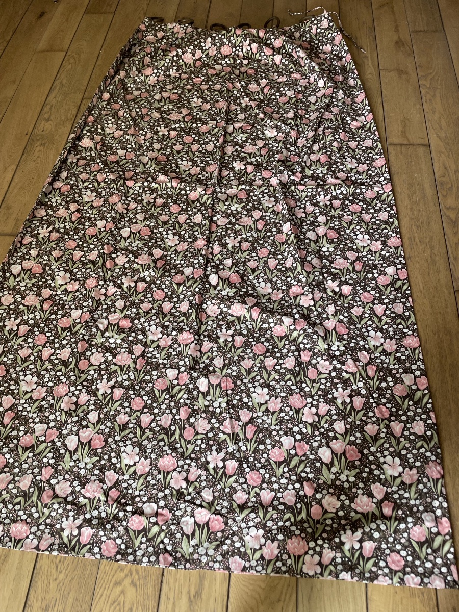 The Pair Of Tulip Curtains -photo-2