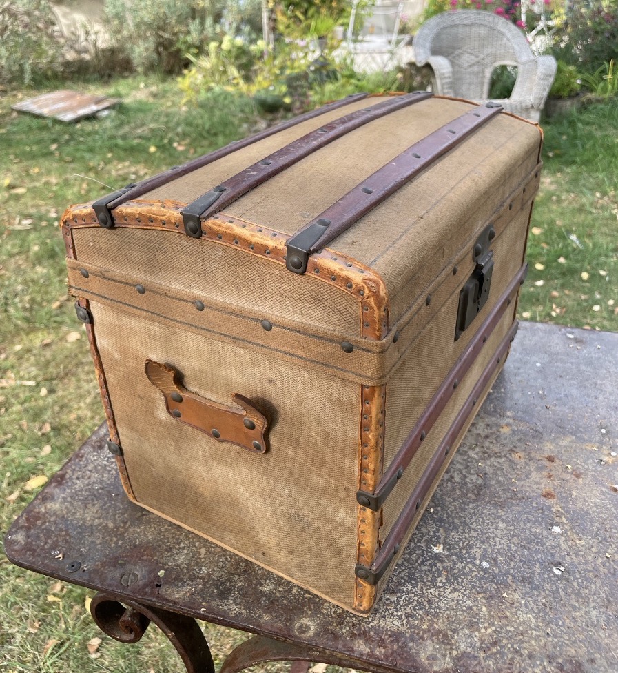 PETITE MALLE DE VÊTEMENTS DE POUPÉE - XIXE SIÈCLE-photo-7