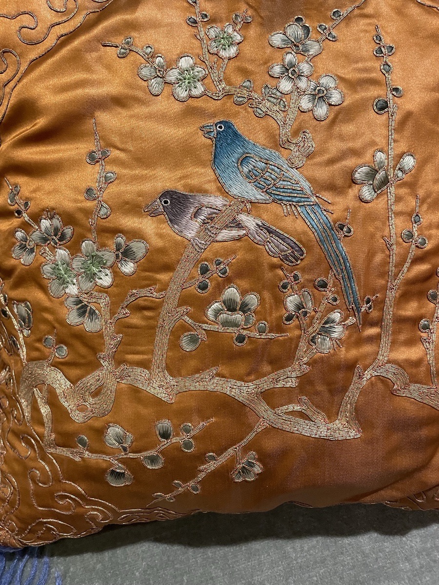 Petit coussin en soie brodée  , Chine -photo-3