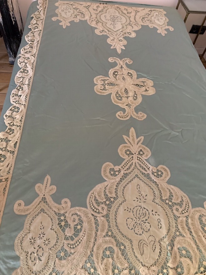 Silk Bed Cover -photo-4