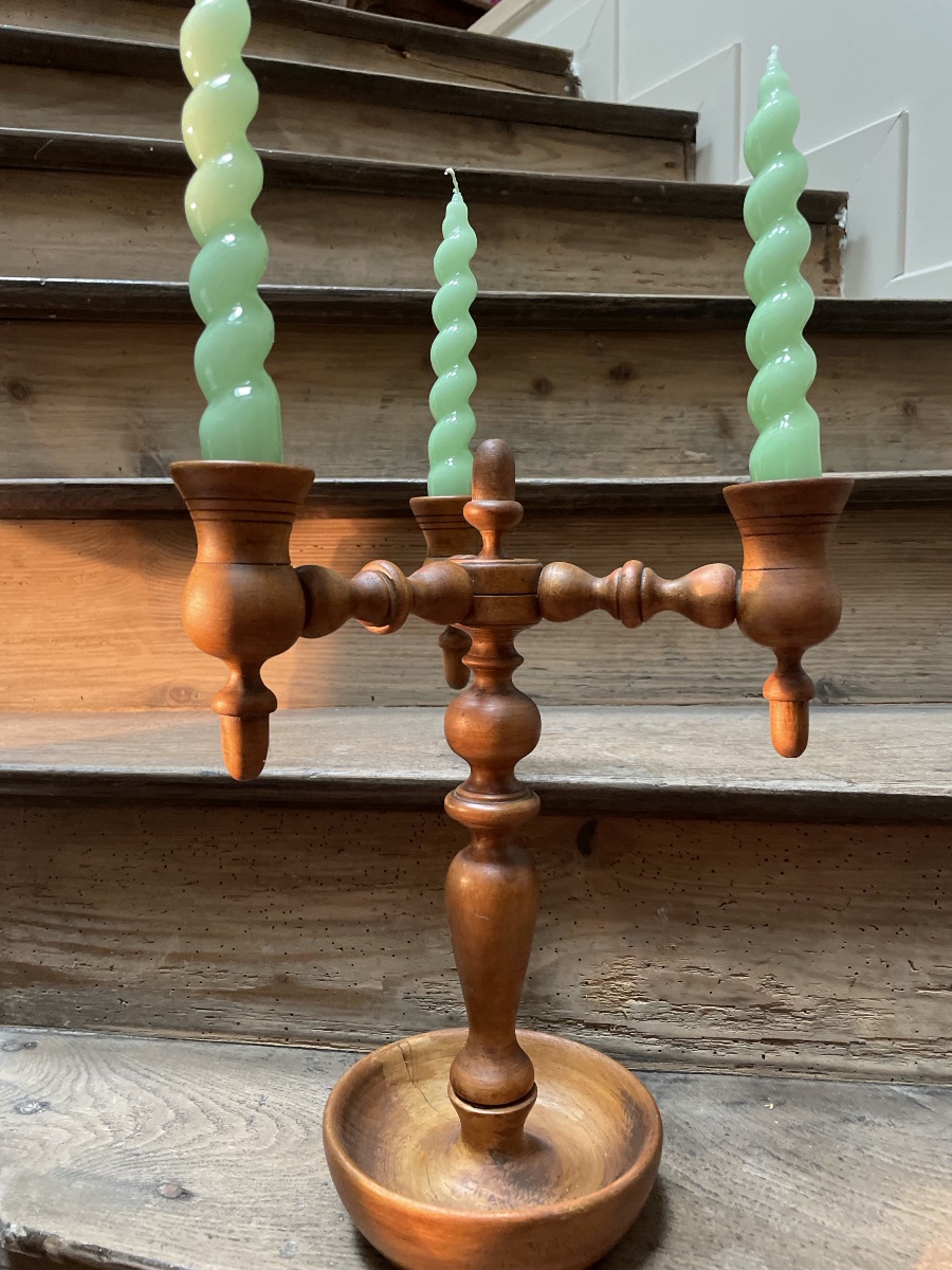 Chandelier de style scandinave en bois tourné -photo-6