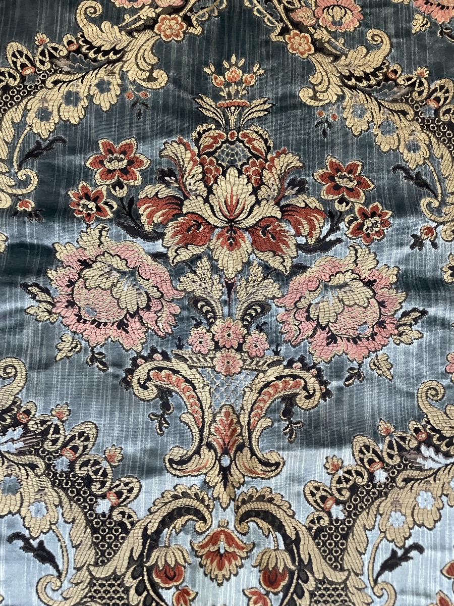 Les 6 carrés de Brocard à motif de bouquet dans le style du XVIIIème 