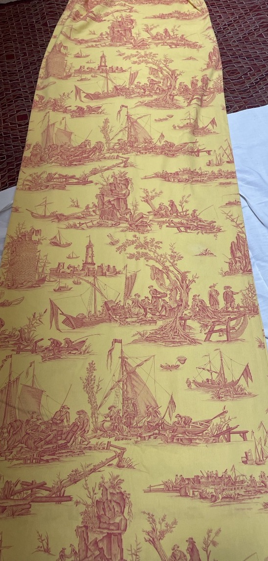 La paire de double rideaux toile de jouy au fond jaune vif-photo-4