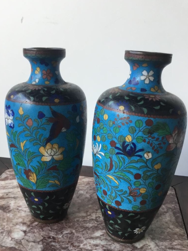Paire De Vases En émaux Cloisonnés , Japon , époque Edo