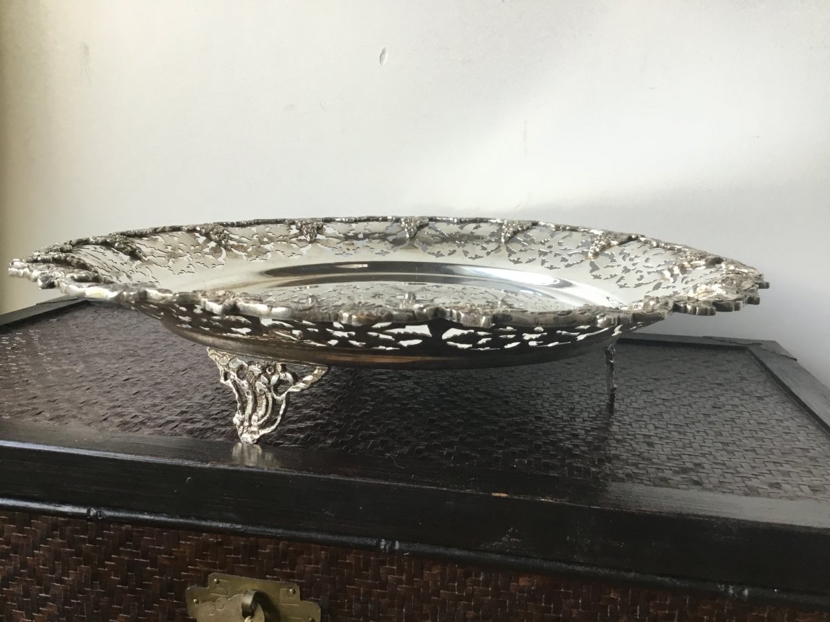 Silver Tray With Grape Bunches-photo-2