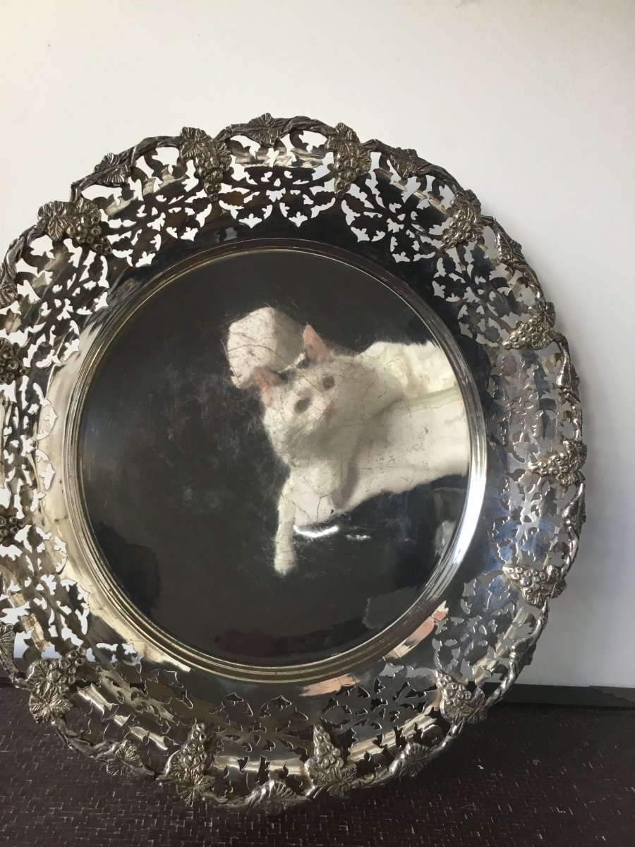 Silver Tray With Grape Bunches