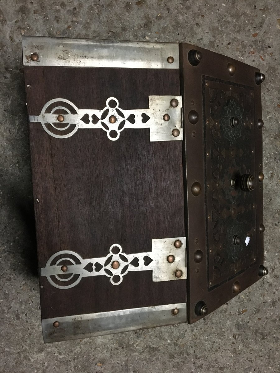 Metal Messenger Box With Openwork Decor Of Gothic Motifs-photo-4