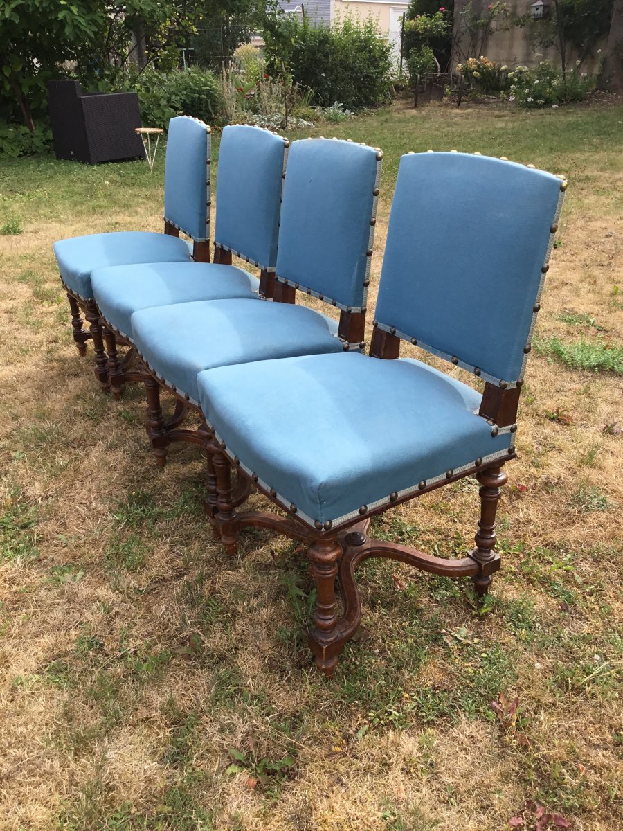 Suite Of 4 Louis XIII Style Chairs In Walnut-photo-4