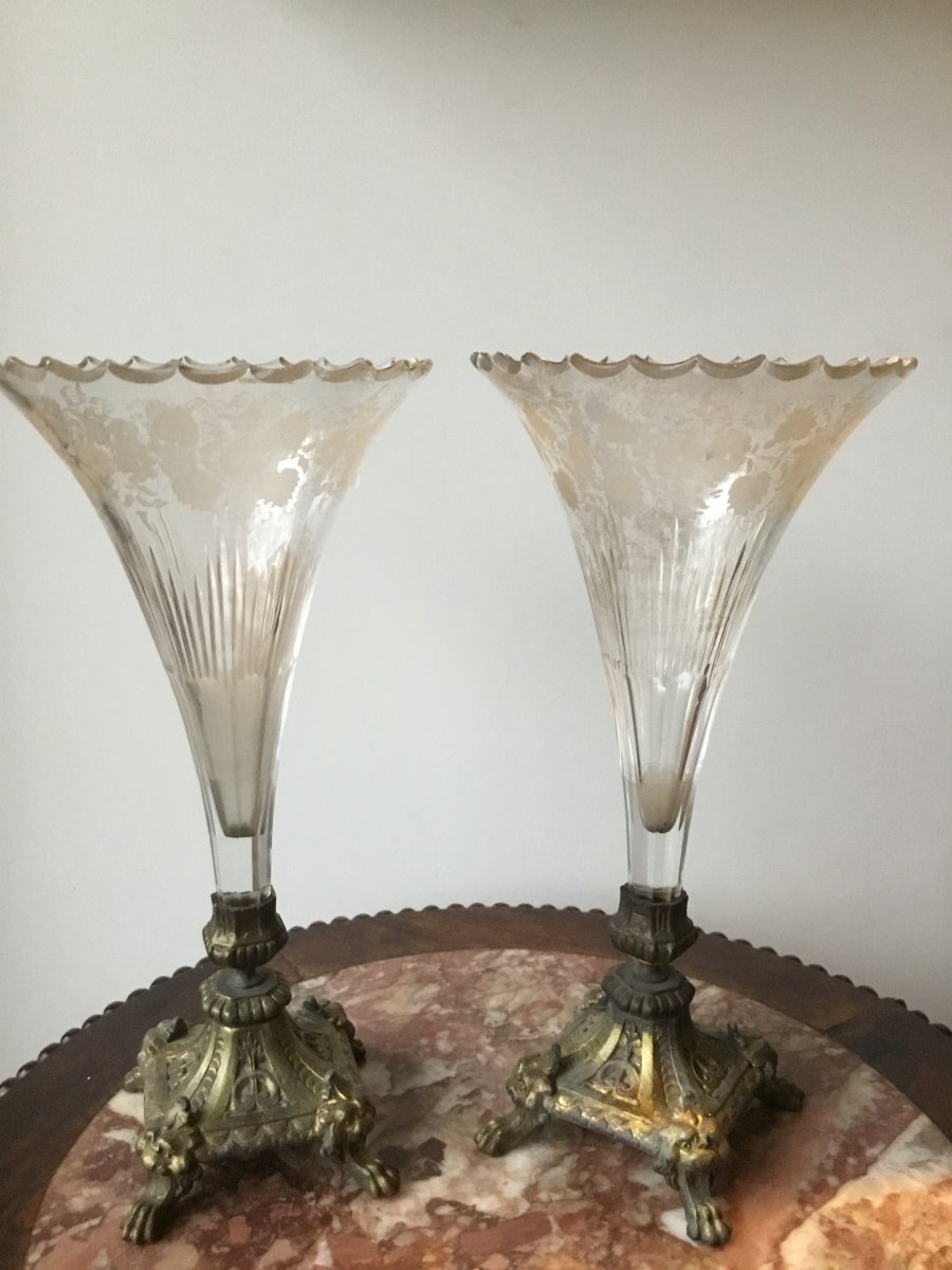 Pair Of Cristal Cornet Vases On Bronze Piédestal -photo-2