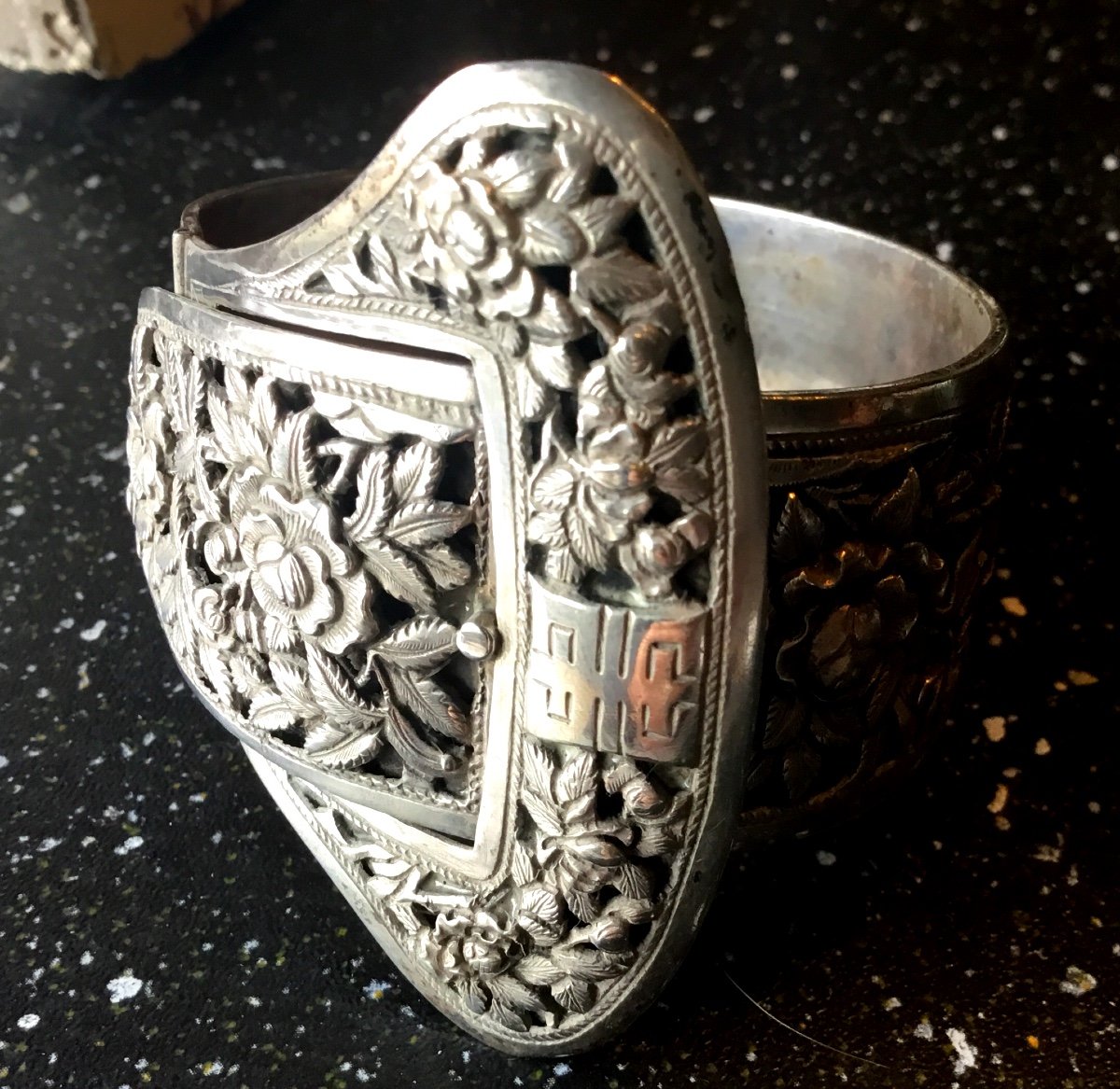 Chinese Silver Bracelet Forming A Buckle With Floral Decor, 1900