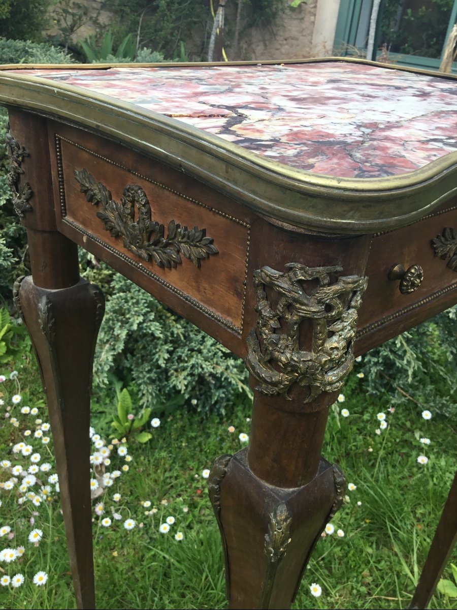Louis XVI Style Flying Table With Strong Ornamentation-photo-2