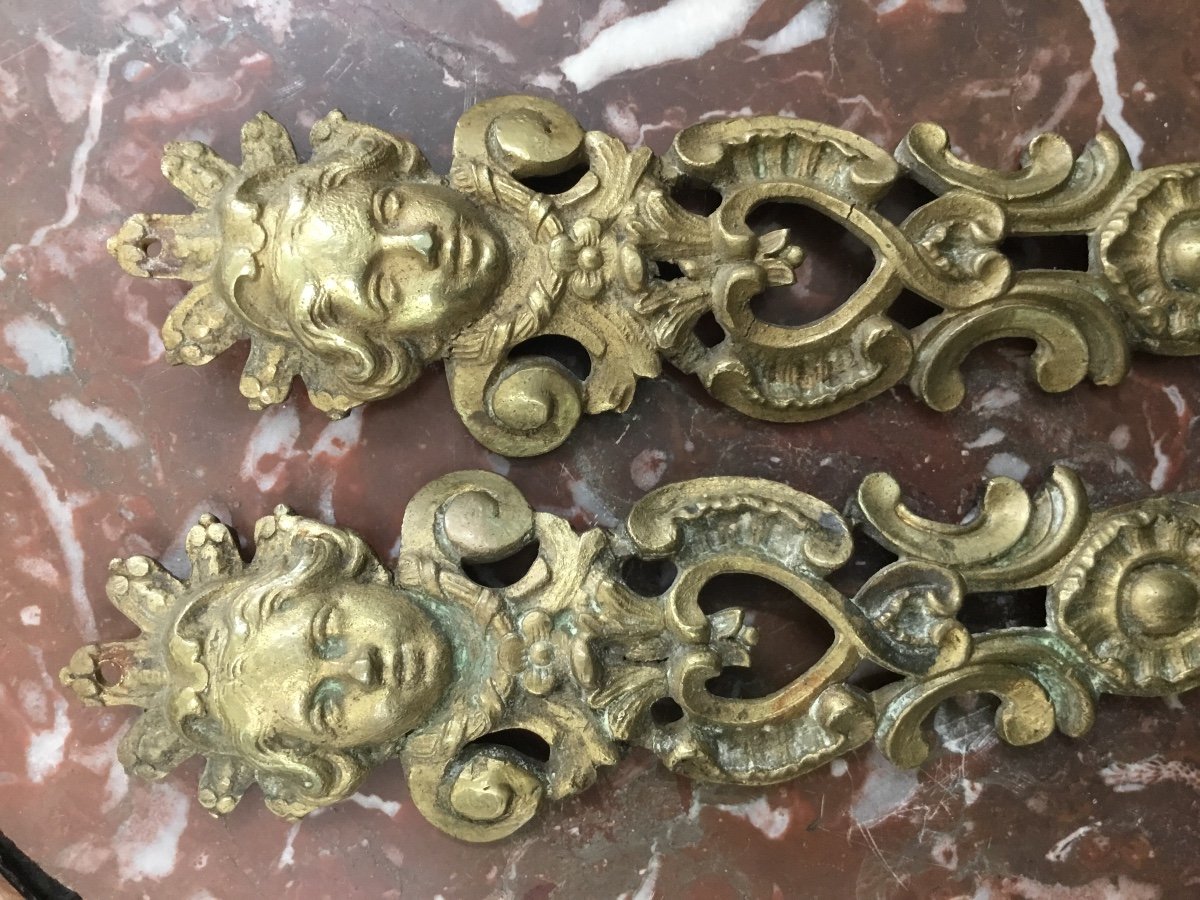 Paire De Bronzes D’ameublement XVIIIÈme Aux Angelots -photo-1