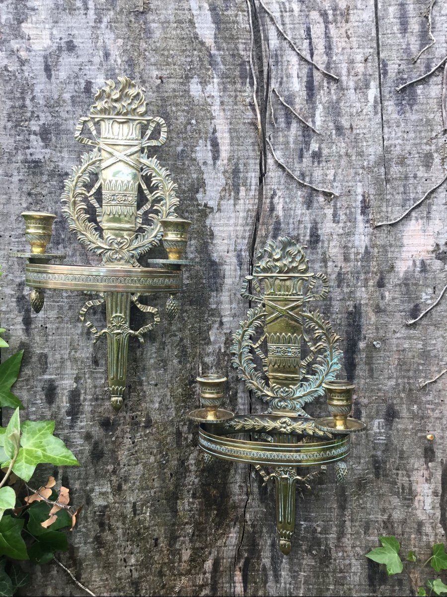 Pair Of Empire Style Wall Lights In Gilt Bronze-photo-2