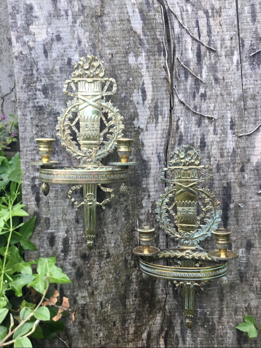 Pair Of Empire Style Wall Lights In Gilt Bronze-photo-3