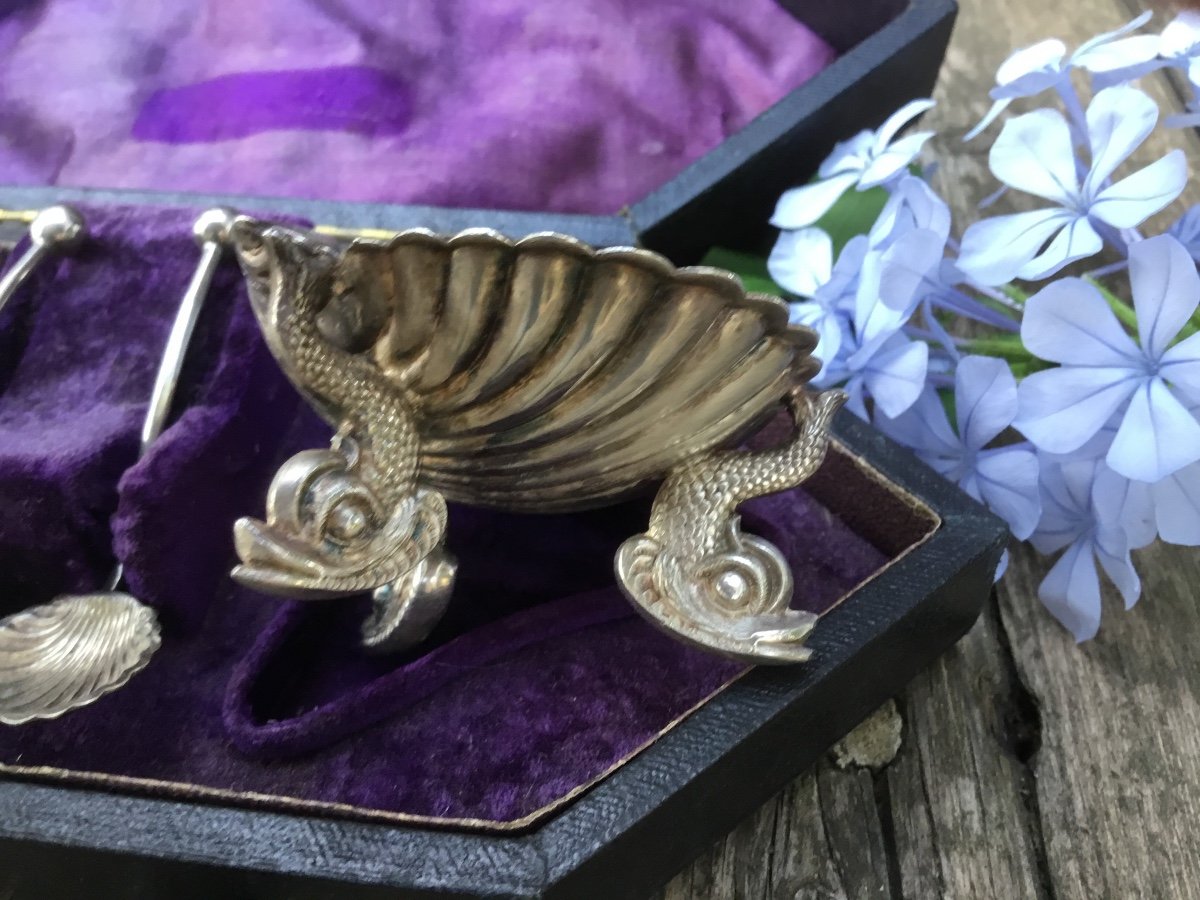 Pair Of Salerons Shell And Dolphins In Silver, XIXth-photo-2