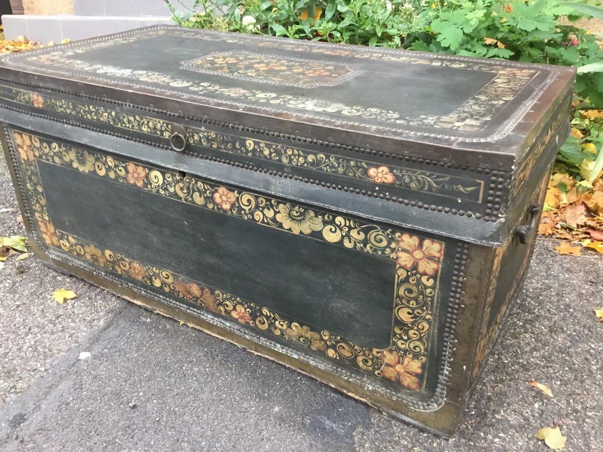 Painted Leather Chest, Camphor Tree, Philippines Colonial Spain, XVIIIth-photo-3