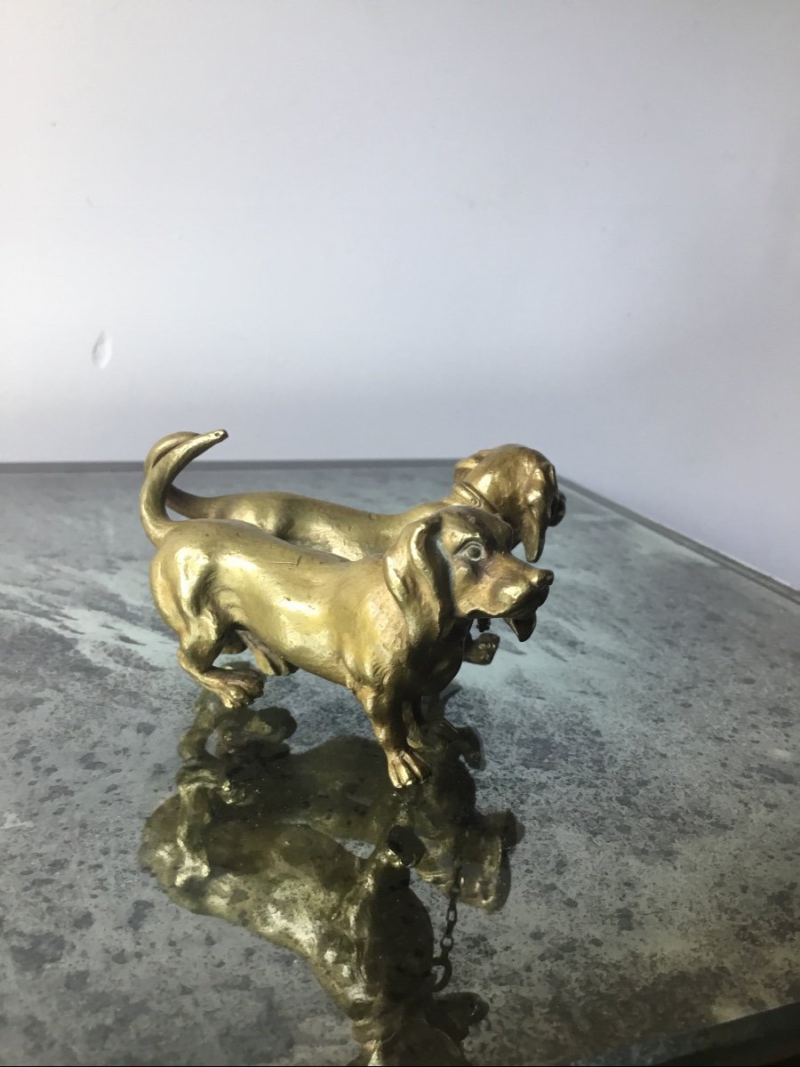 The Two Dachshunds In Gilt Bronze-photo-2