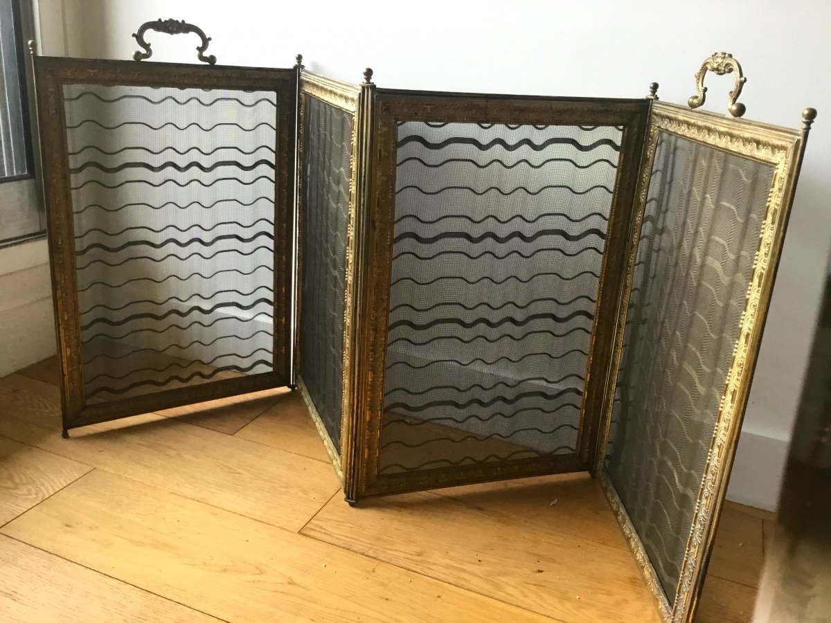 4 Leaf Fire Screen, Lion Handles