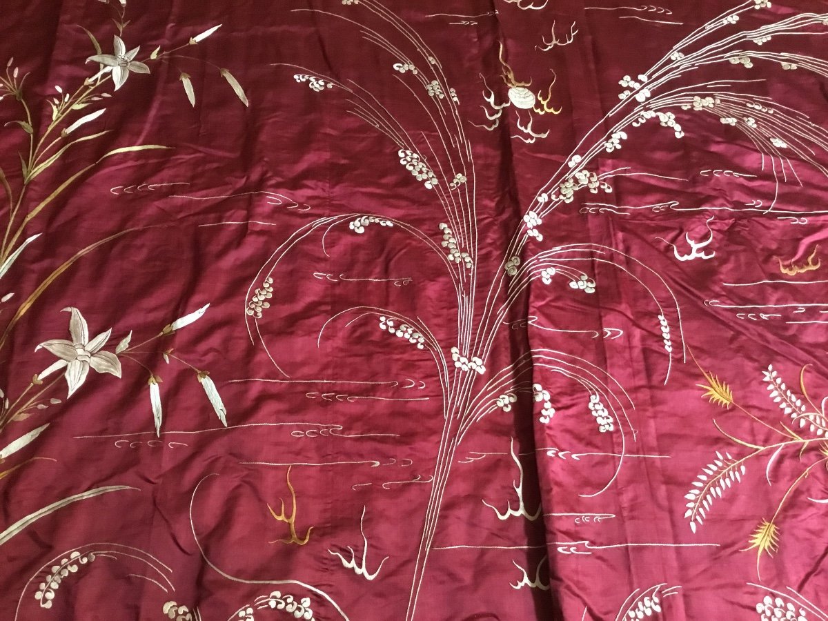 Embroidered Bedspread On Carmine Red Silk, China, Circa 1900-photo-3