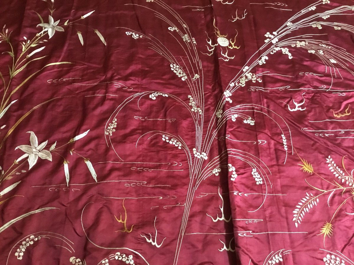 Embroidered Bedspread On Carmine Red Silk, China, Circa 1900-photo-3