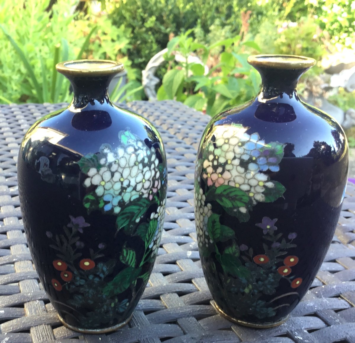 Paire De Vases Japonais Miniatures Aux Hortensias -photo-5