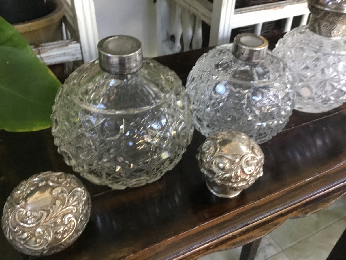 The Suite Of 4 English Crystal And Silver Bottles-photo-6