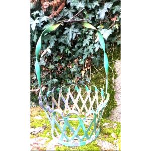 Cache Pot Basket In Braided And Curved Green Lacquered Sheet Metal