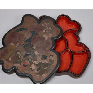 Chinese Lacquer Butterfly Shaped Compartment Box